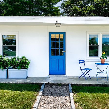 Marina Bay Cottages Waterford Exterior photo