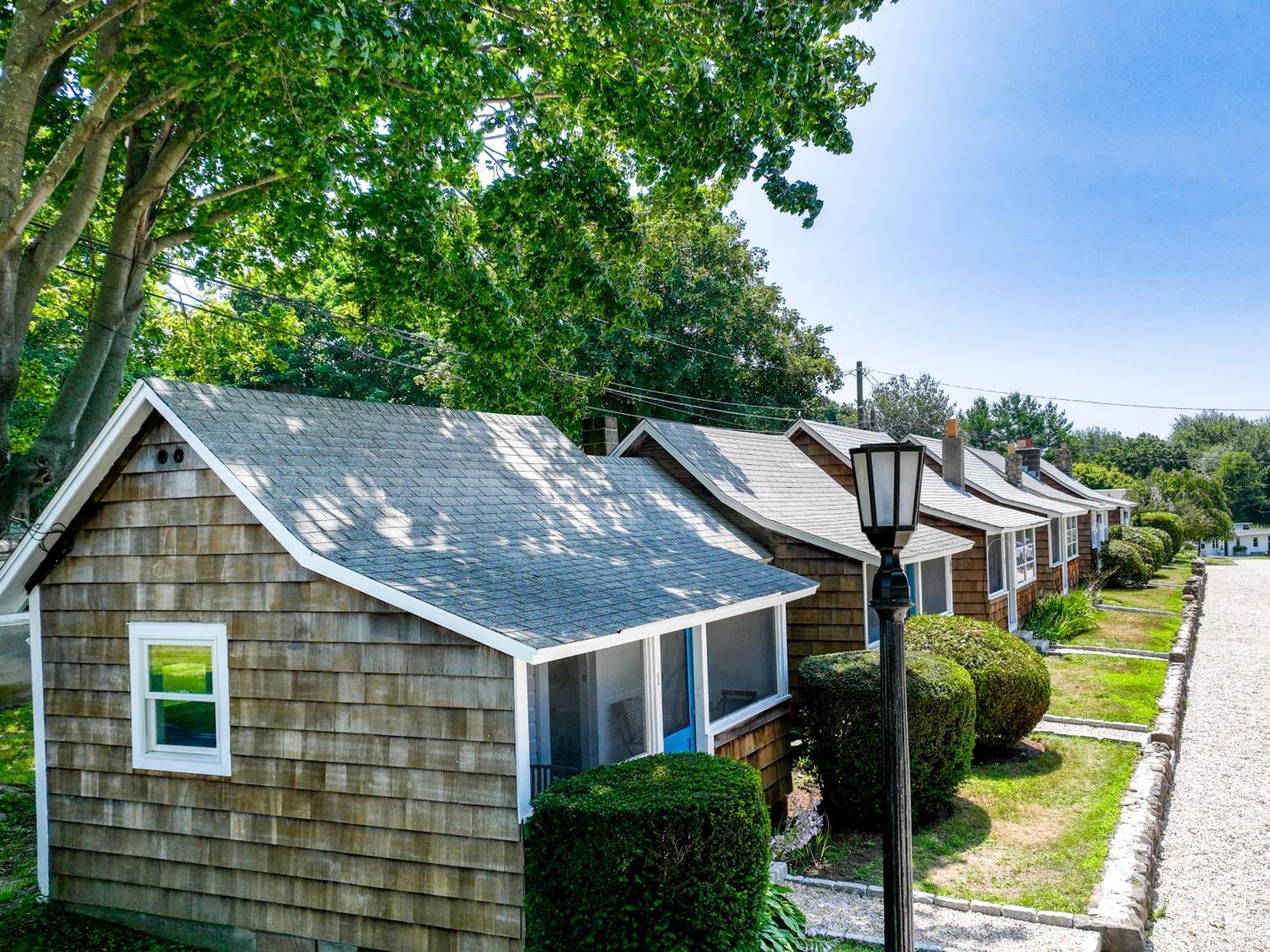 Marina Bay Cottages Waterford Exterior photo