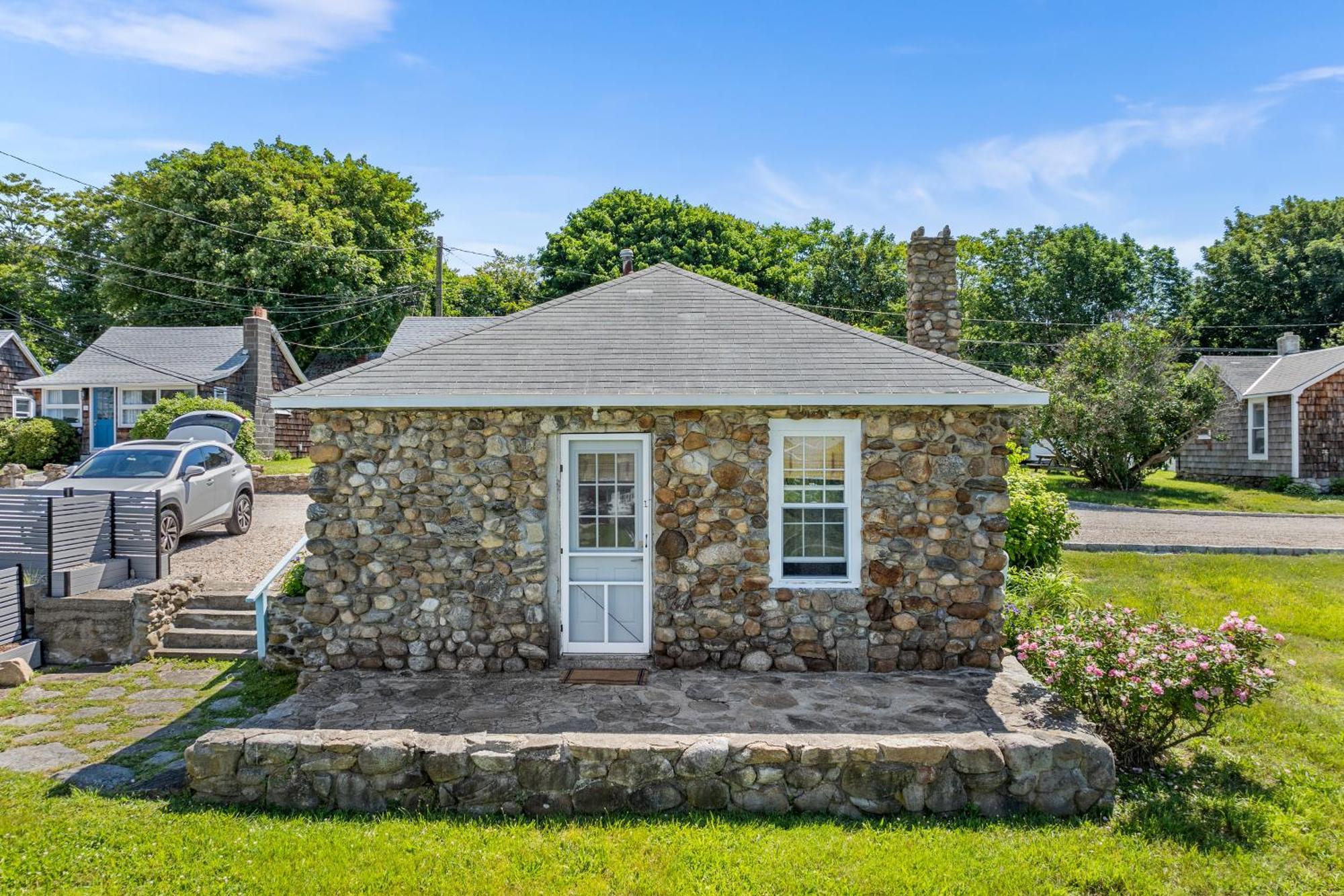Marina Bay Cottages Waterford Exterior photo
