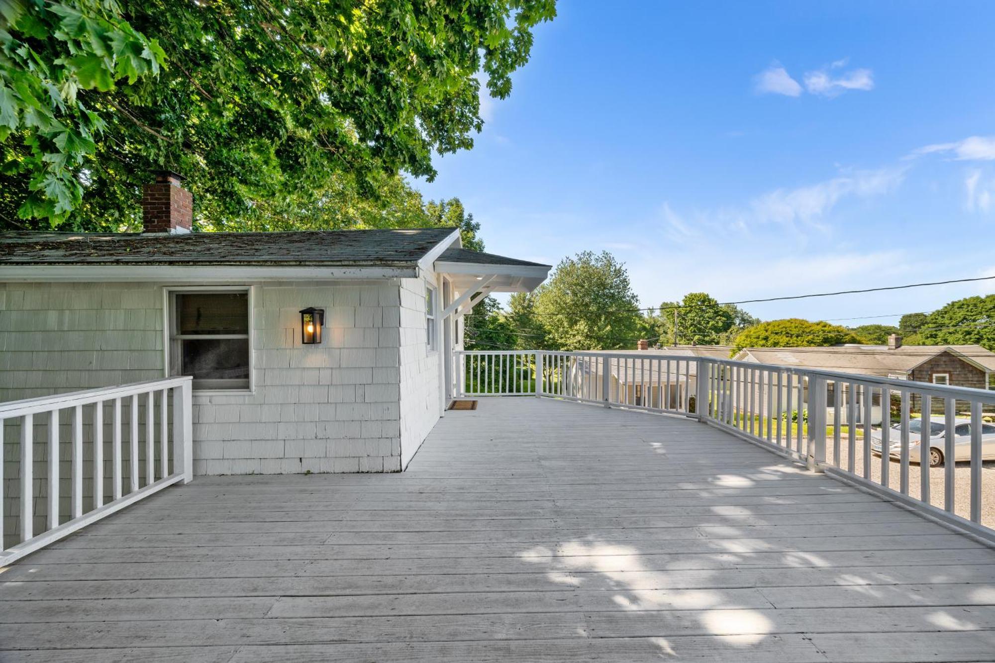 Marina Bay Cottages Waterford Exterior photo