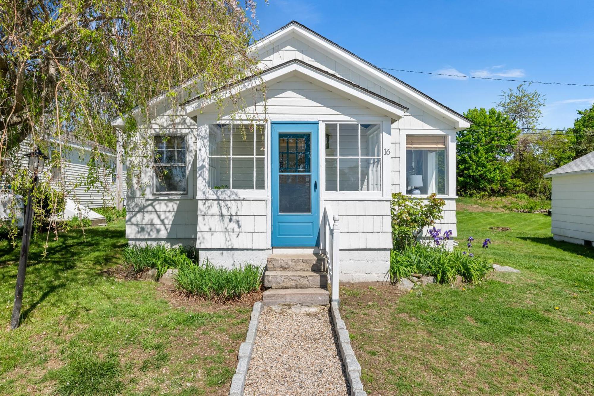 Marina Bay Cottages Waterford Exterior photo
