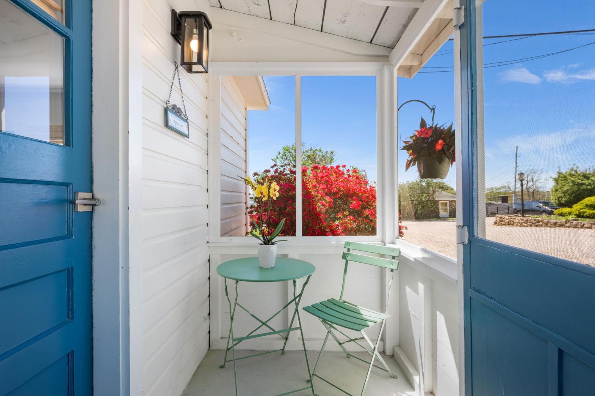Marina Bay Cottages Waterford Exterior photo